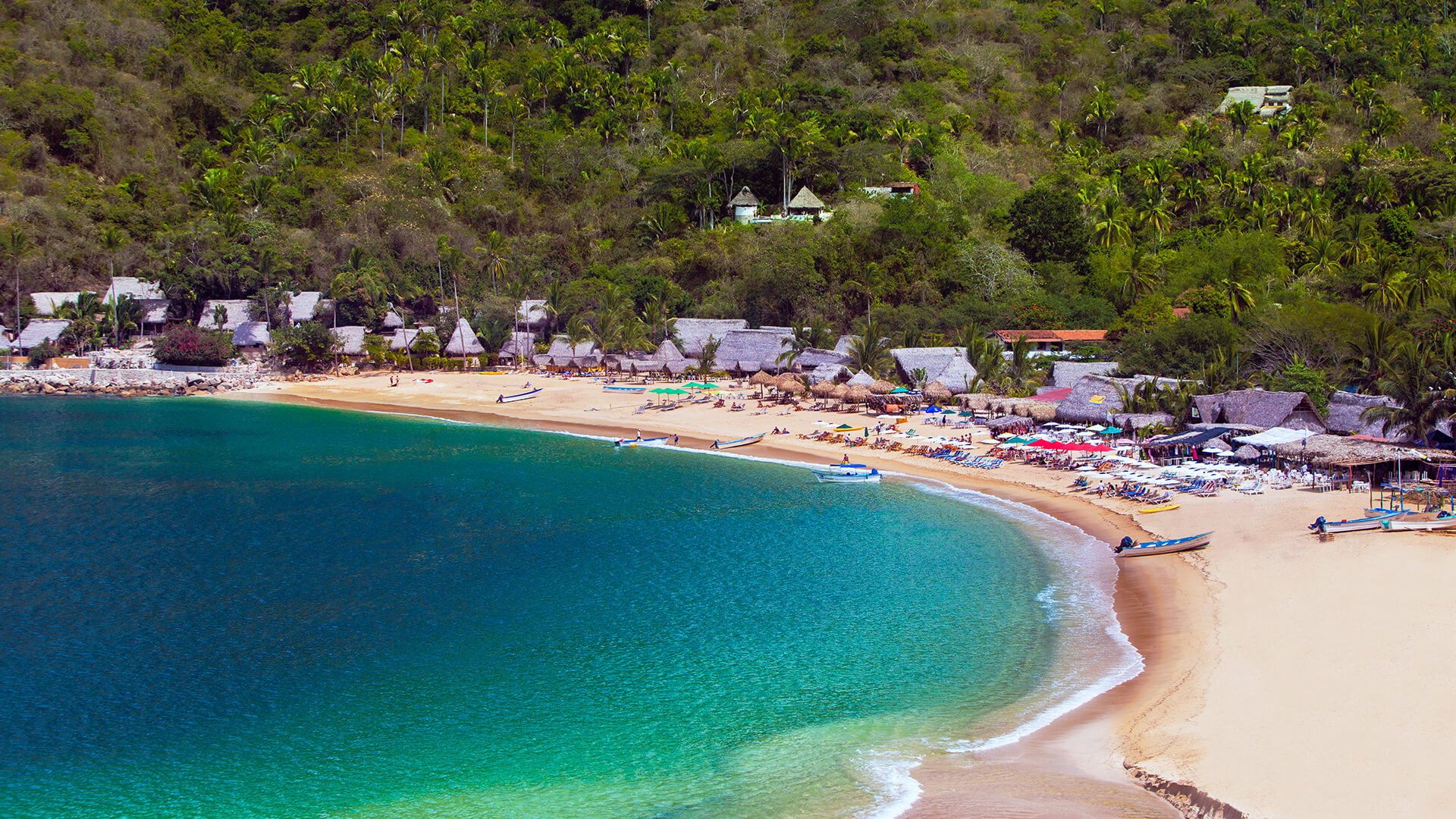 The 5 Best Beaches to Visit by Yacht in Puerto Vallarta