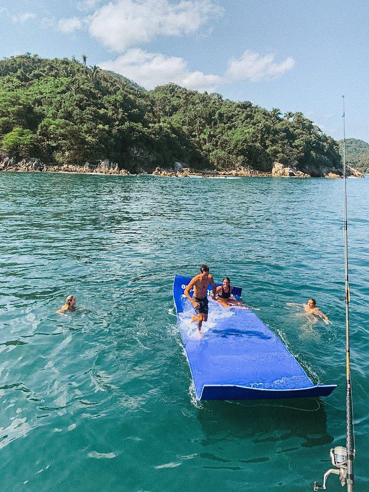 Top 5 Activities to Do on a Yacht with Friends or Family in Puerto Vallarta Water activities in the sea