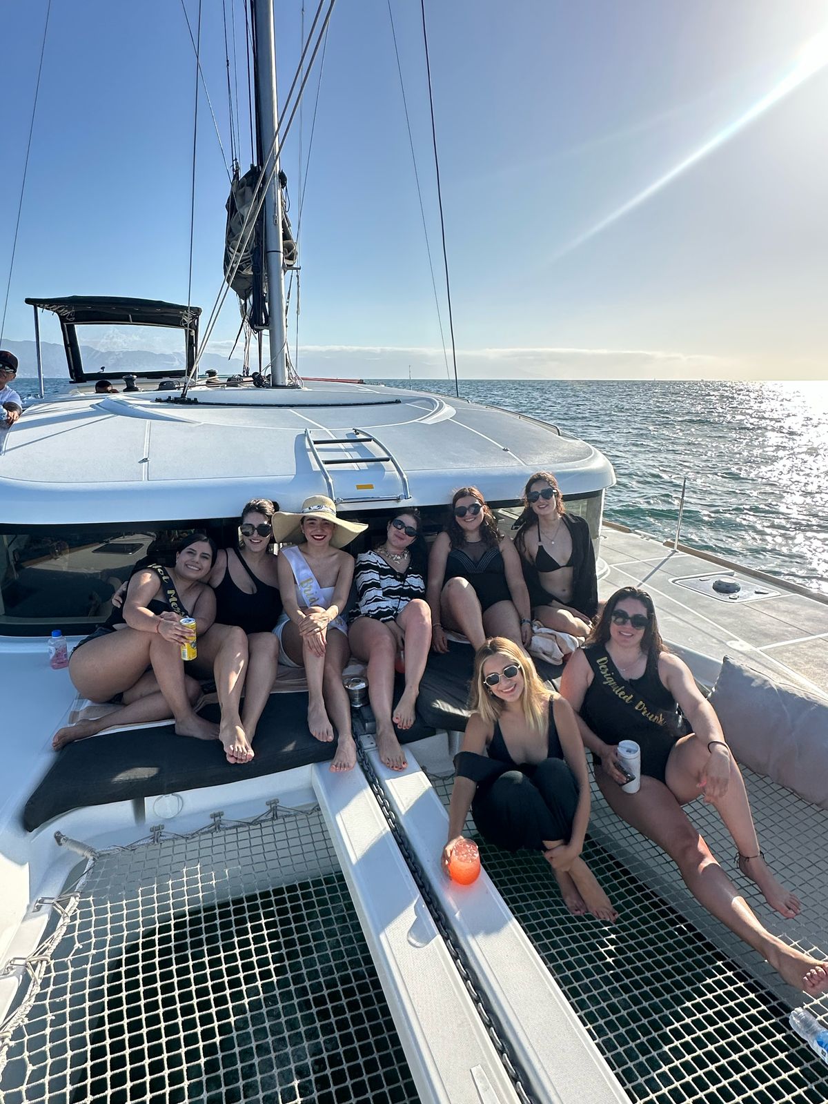 7 reasons to celebrate your bachelorette party in Puerto Vallarta style with a charter yacht